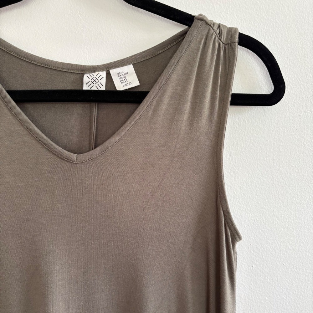 Artisan NY Womens XS Olive Green V-Neck Sleeveless Swing Mini Dress Rayon Blend